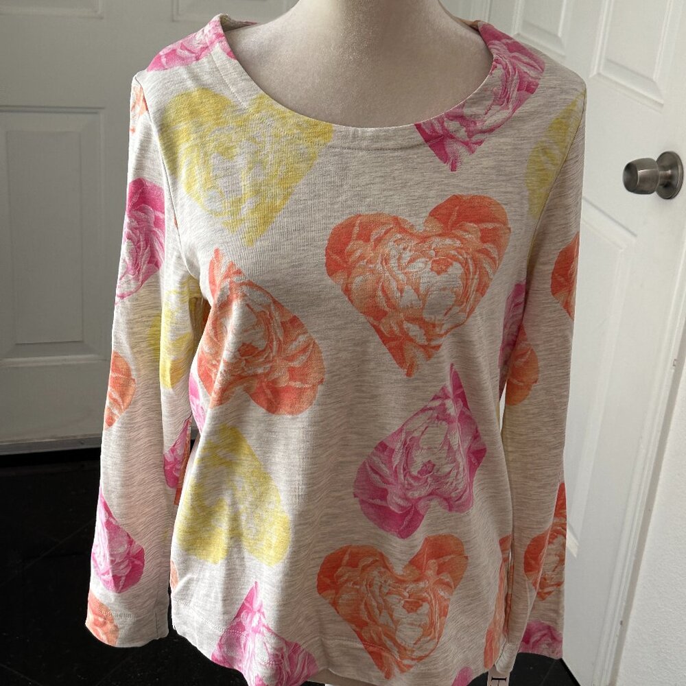 NWT HUE Heart Floral Long Sleeve Stretch Knit Top Women’s Small
